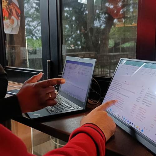 Elevate your productivity with the Keyto Single Portable Screens, your ultimate solution for seamless multitasking on the go.